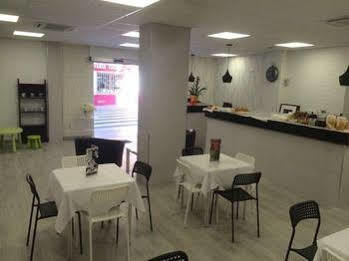 Gasthof Boutique Bbb Auto Check In Benidorm